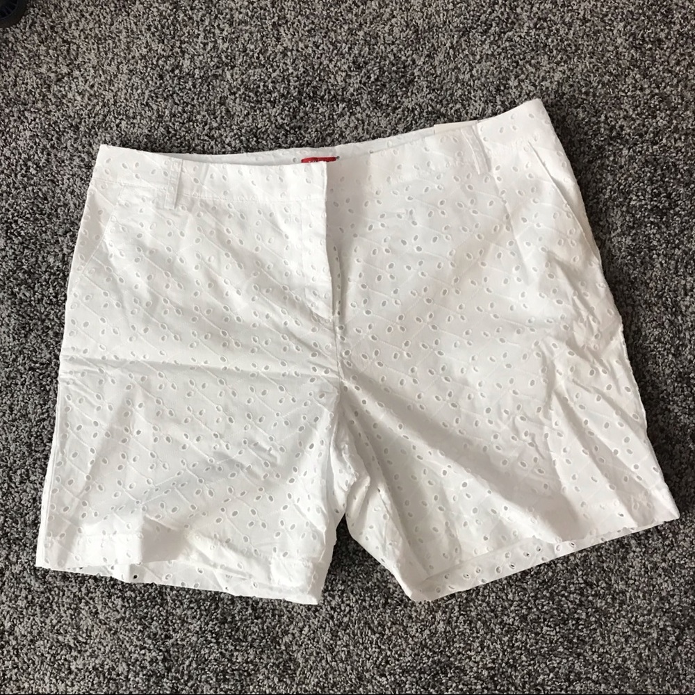 IZOD White Eyelet Shorts